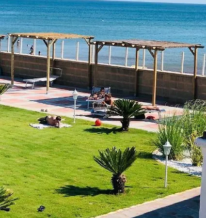 Edoardo E Franca * Minturno